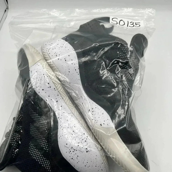 Adidas Men 8 Women 9.5 Rose 773 FX7123 Basketball Shoes Black & White Athleisure - Picture 16 of 16